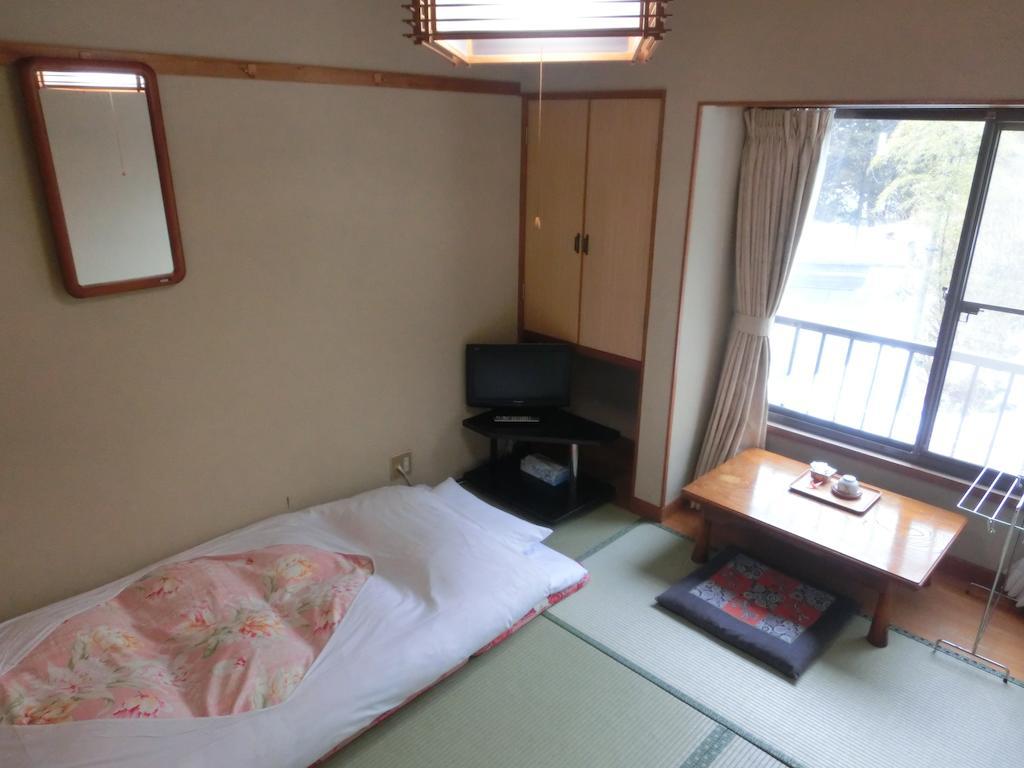 Moto-Hakone Guest House חדר תמונה